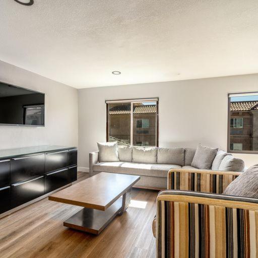 Mainstay Suites Moreno Valley Near March Air Reserve Base Eksteriør bilde